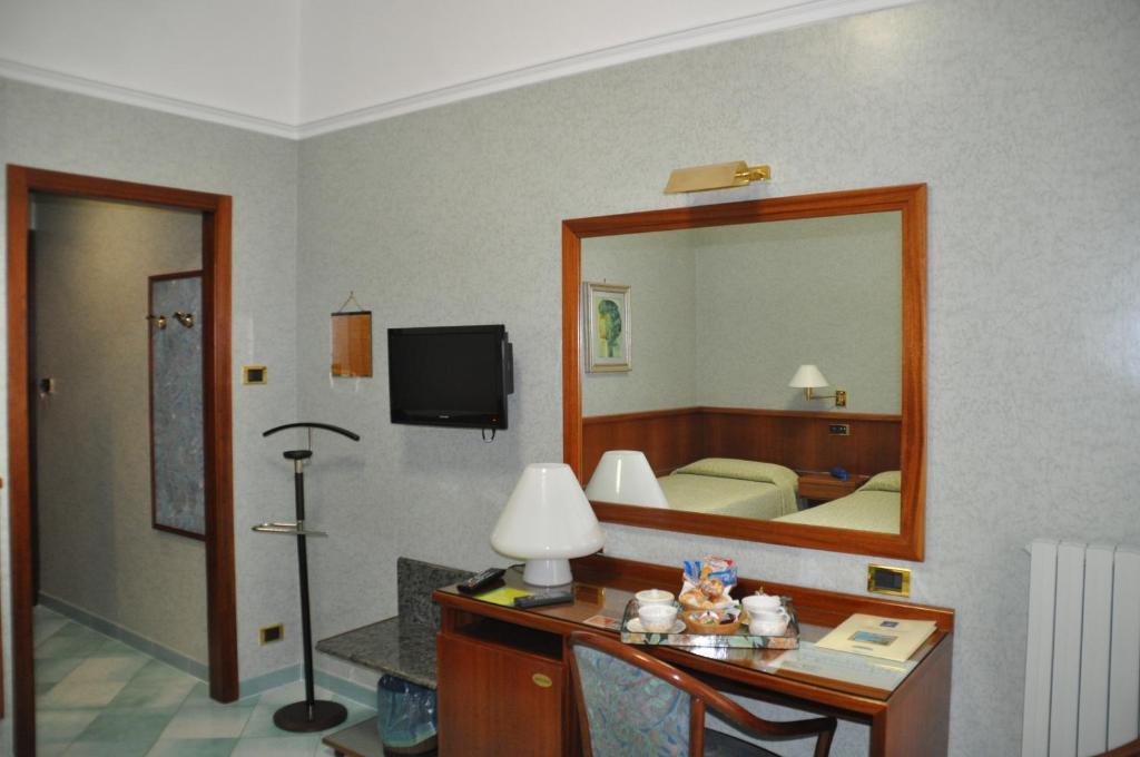 Albergo Fiorenza Salerno Zimmer foto