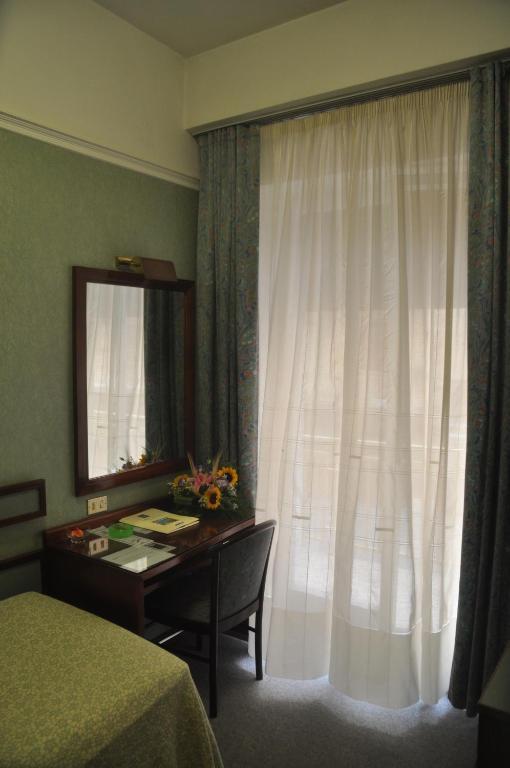 Albergo Fiorenza Salerno Zimmer foto